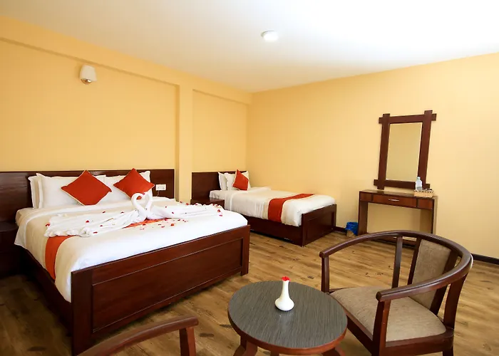 Sampada Garden Hotel 3*